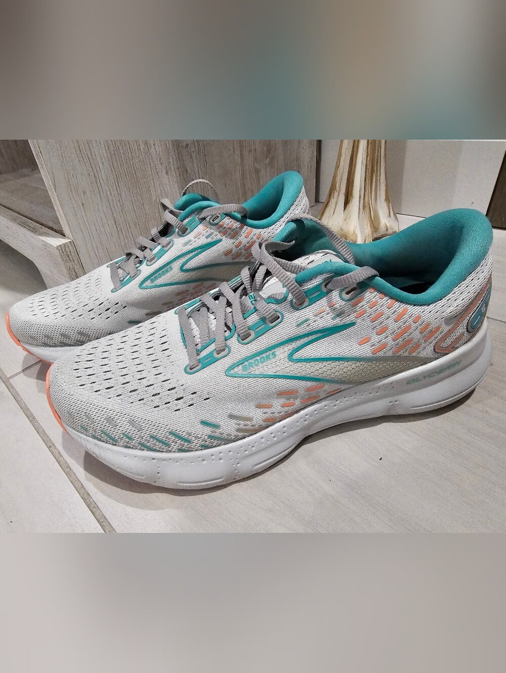 Brooks Glycerin 20 Women’s Gray Teal Running Shoes Sneakers Size 9 Wide